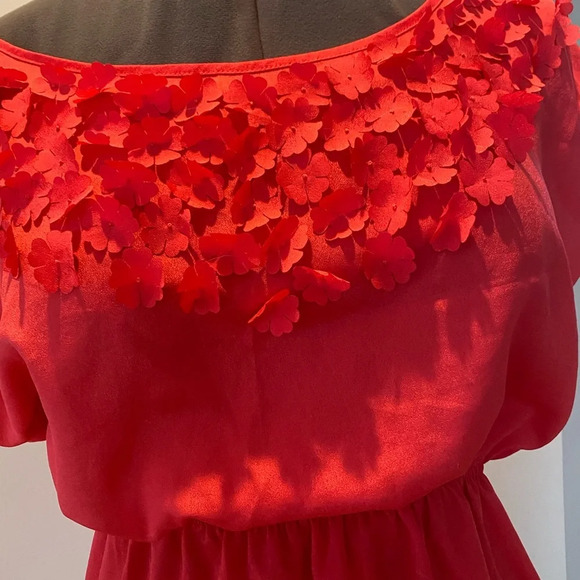 Women’s Coral Dress with flower accents - Picture 1 of 2